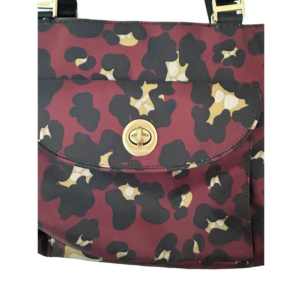Women's Baggallini La Paz Tote Black‎ Nylon Cheetah tote bag